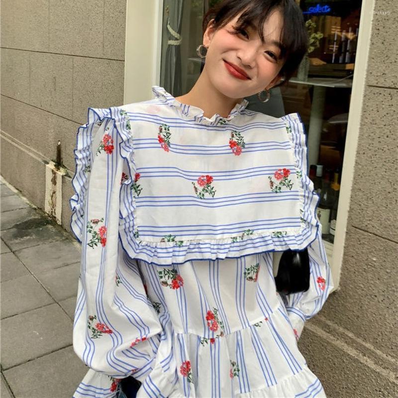 Women' Blouses Floral Print Ruffle Scarf Collar Casual Shirts Women Blouse Long Sleeve Summer 2022 Chic Korean Streetwear Elegant Ladies, Picture color
Women' Blouses Floral Print Ruffle Scarf Collar Casual Shirts Women Blouse Long Sleeve Summer 2022 Chic Korean Streetwear Elegant Ladies, Picture color