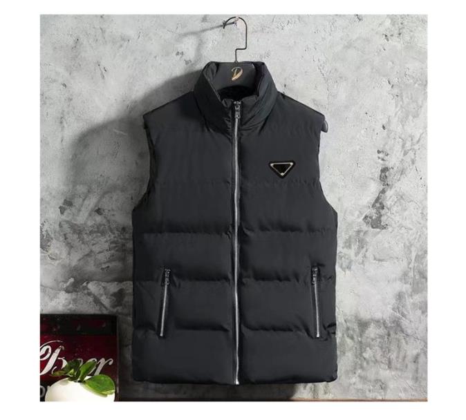 Mens Vests designer down jacket Hoodies zip up Outwear Vest Winter Autumn Parka windbreaker coat oversized Tops
Mens Vests designer down jacket Hoodies zip up Outwear Vest Winter Autumn Parka windbreaker coat oversized Tops