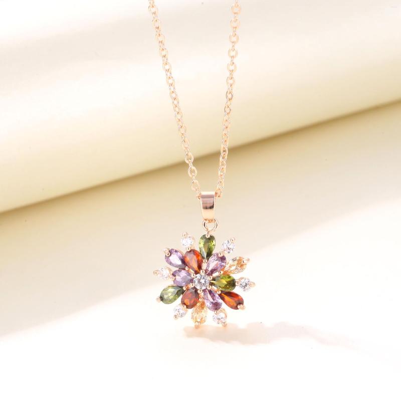 

Pendant Necklaces Fashion Jewelry Mona Lisa Style Color Snowflake Flower Rose Gold Necklace For Women Girls Christmas Valentine's Day