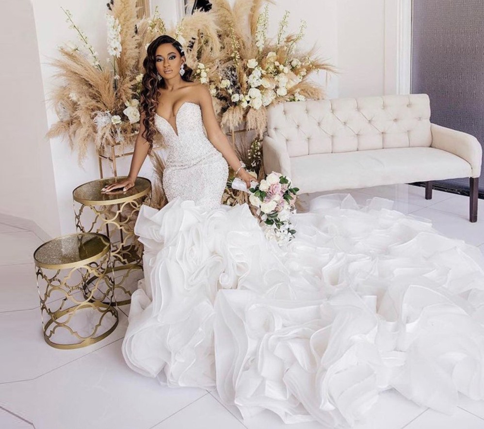 Luxury Mermaid Wedding Dress Sweetheart Ruched Long Train Tulle Lace Crystal Beaded Pearls Formal Bridal Gown for Women 2023 Vestidos De Noiva, Ivory
Luxury Mermaid Wedding Dress Sweetheart Ruched Long Train Tulle Lace Crystal Beaded Pearls Formal Bridal Gown for Women 2023 Vestidos De Noiva, Ivory