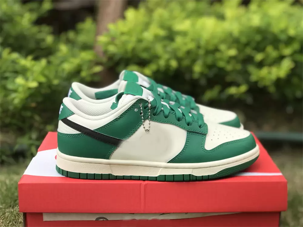 Motorcycle Boots 2022 Authentic New SB Low SE Lotterys DR9654-100 Casual Shoes Women Men SB Pale Ivory Black-Malachite-Pale Ivory Outdoor Sneakers
Motorcycle Boots 2022 Authentic New SB Low SE Lotterys DR9654-100 Casual Shoes Women Men SB Pale Ivory Black-Malachite-Pale Ivory Outdoor Sneakers