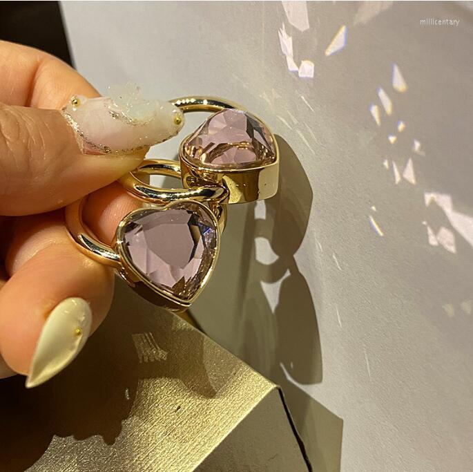 Dangle Earrings Retro Fashionable Pink Crystal Love Heart High-end Geometric Simple Romance Jewelry
Dangle Earrings Retro Fashionable Pink Crystal Love Heart High-end Geometric Simple Romance Jewelry
