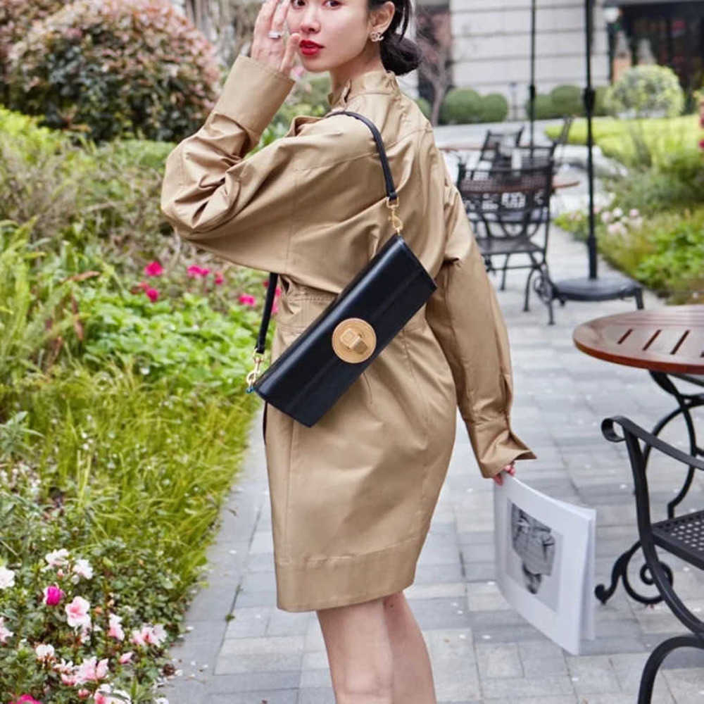 Satchel Stuff Sacks Peco bag can leather French stick high sense small luxury one shoulder underarm 221114, Classic black
Satchel Stuff Sacks Peco bag can leather French stick high sense small luxury one shoulder underarm 221114, Classic black