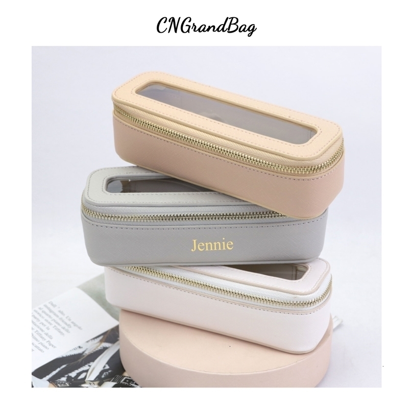Cosmetic Bags Cases Customized Letters Colorful Classic Saffiano Portable Travel Clear PVC TPU Wash Makeup Brush Storage Gift 221114, Black
Cosmetic Bags Cases Customized Letters Colorful Classic Saffiano Portable Travel Clear PVC TPU Wash Makeup Brush Storage Gift 221114, Black