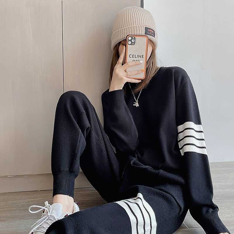 Hoody Mens Women Thoms Brownns Designers Hoodies Men' and Women' Casual Sports Autumn Tb Round Neck Pullover Knitted Sweater Leggings Two-piece, Black
Hoody Mens Women Thoms Brownns Designers Hoodies Men' and Women' Casual Sports Autumn Tb Round Neck Pullover Knitted Sweater Leggings Two-piece, Black