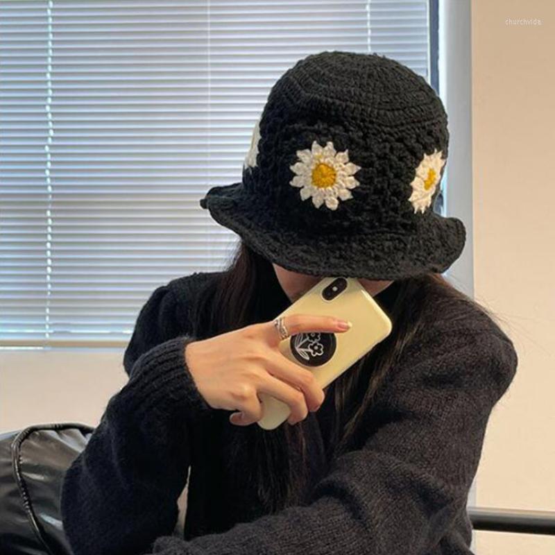 Berets 2022 Korea Ins Embroidery Flower Fisherman Hat Women's Autumn And Winter Hollow Outdoor Leisure Knitted Bucket Cap, Black
Berets 2022 Korea Ins Embroidery Flower Fisherman Hat Women's Autumn And Winter Hollow Outdoor Leisure Knitted Bucket Cap, Black