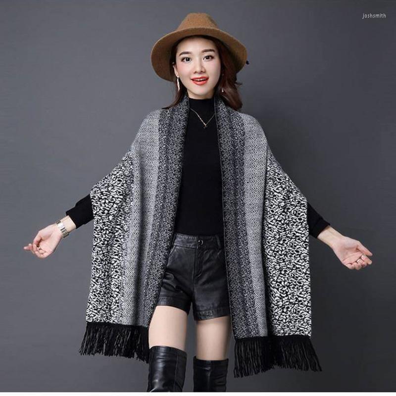 Scarves #4046 Autumn Winter Poncho Women Cardigan Kimono Knitted Shawl Femme Loose Warm Outerwear Cape Coat Long Sleeved Shawls Tassel
Scarves #4046 Autumn Winter Poncho Women Cardigan Kimono Knitted Shawl Femme Loose Warm Outerwear Cape Coat Long Sleeved Shawls Tassel