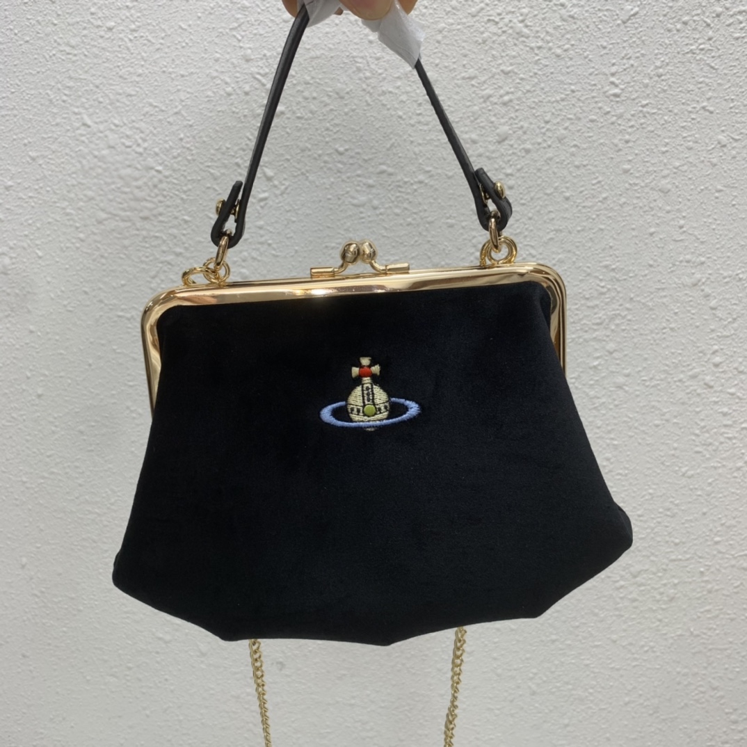 High quality Classic original luxury designer bag CROISETTE shoulder bags leather handbags ladies fashion crossbodys totes bag purse wallet, Black
High quality Classic original luxury designer bag CROISETTE shoulder bags leather handbags ladies fashion crossbodys totes bag purse wallet, Black