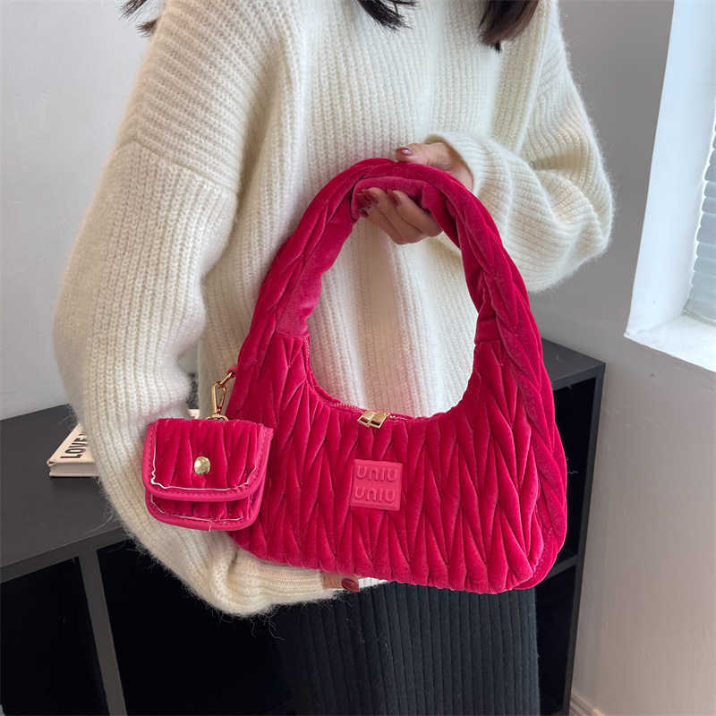 Shoulder Bags Designer Fashion MM Handbags Wrist 2022 Temperament Goddess Handbag Autumn Pure Armpit Texture 37LH Young Chic Satin Simple Pleated Nich, Pink
Shoulder Bags Designer Fashion MM Handbags Wrist 2022 Temperament Goddess Handbag Autumn Pure Armpit Texture 37LH Young Chic Satin Simple Pleated Nich, Pink