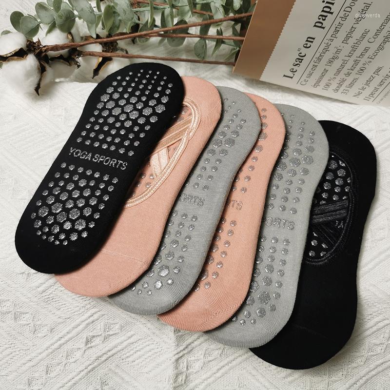 Athletic Socks 6Pcs Cross Elastic Band Woman Summer Exposed Instep Non Slip Sports Cotton Suitable For Yoga Barefoot Exercise, Pink grey skin color
Athletic Socks 6Pcs Cross Elastic Band Woman Summer Exposed Instep Non Slip Sports Cotton Suitable For Yoga Barefoot Exercise, Pink grey skin color