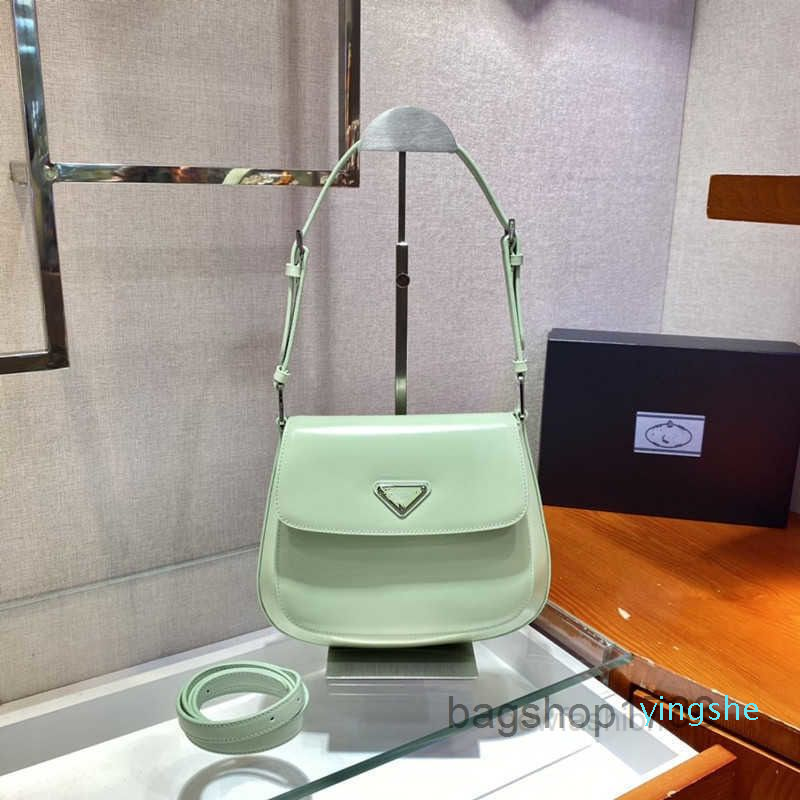 Evening Bags luxury Designer Shoulder Designer Bags Bags Cleo Brushed Leather Mini Bag Flap Closure with Magnet Shoulder Handbag 2022
Evening Bags luxury Designer Shoulder Designer Bags Bags Cleo Brushed Leather Mini Bag Flap Closure with Magnet Shoulder Handbag 2022