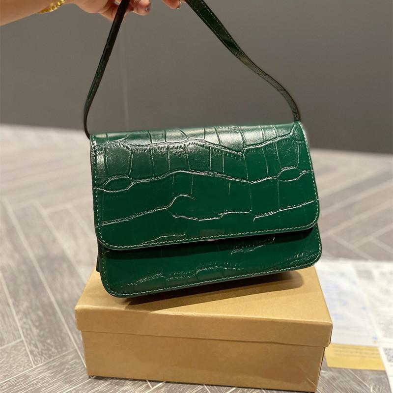 shoulder bag handbag Brynn Clamshell square stewardess women crocodile print plain leather 24cm purse wallet mini bag box cross body designer bags Handbags c5592, Dust bag for free
shoulder bag handbag Brynn Clamshell square stewardess women crocodile print plain leather 24cm purse wallet mini bag box cross body designer bags Handbags c5592, Dust bag for free