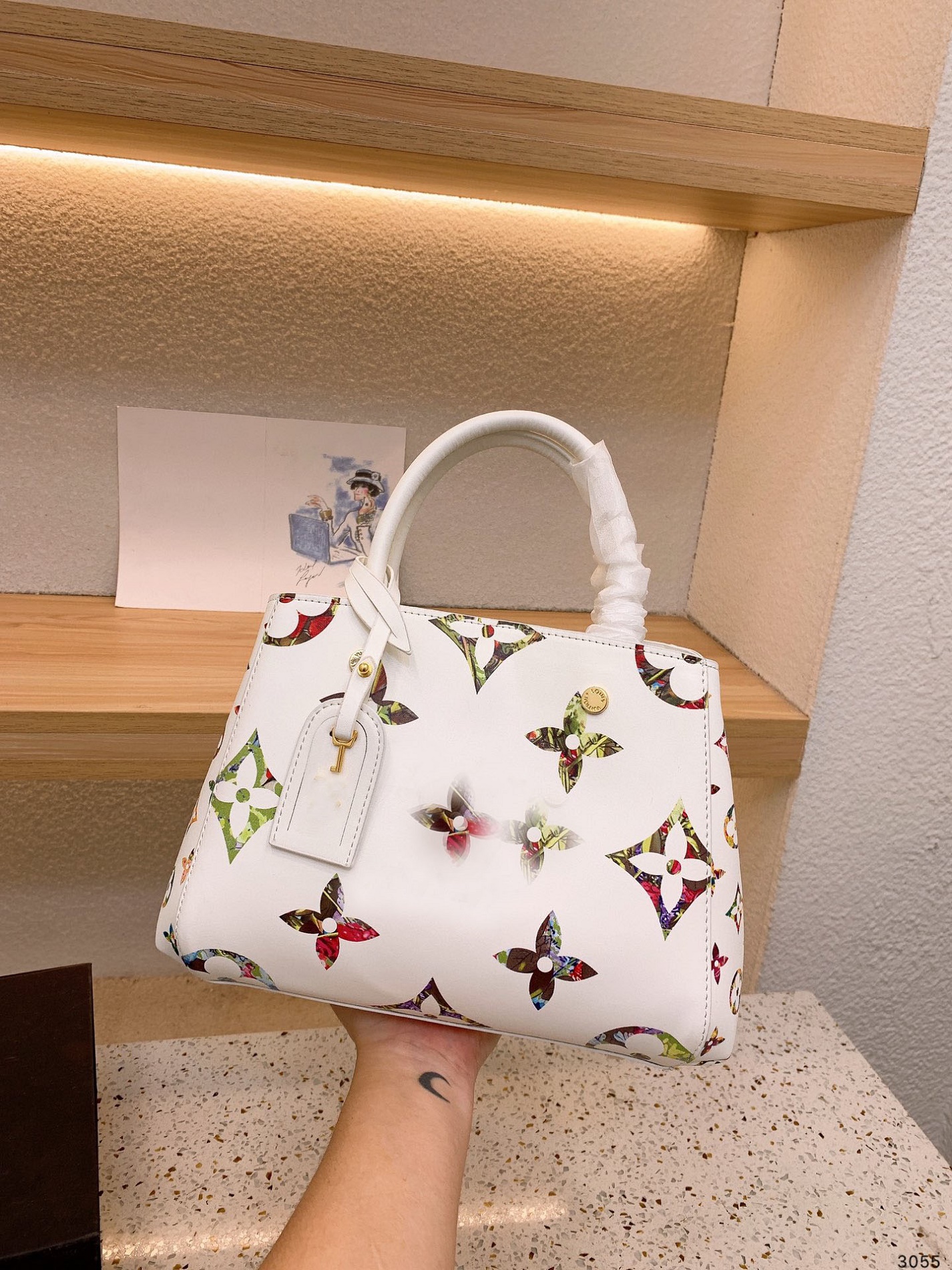 classic color printing bag leather shoulder crossbody package clutch handbag luxury brand designer shopping tote, Black small logo
classic color printing bag leather shoulder crossbody package clutch handbag luxury brand designer shopping tote, Black small logo