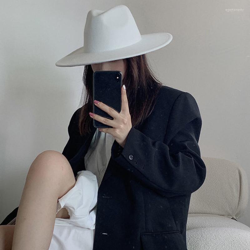 Berets French Vintage Woolen Felt Hats Women Panama Retro Wide Brim Fedoras Ladies Elegant Fascinator Jazz Caps Autumn Winter 2022, 6.5cm brim-yellow
Berets French Vintage Woolen Felt Hats Women Panama Retro Wide Brim Fedoras Ladies Elegant Fascinator Jazz Caps Autumn Winter 2022, 6.5cm brim-yellow