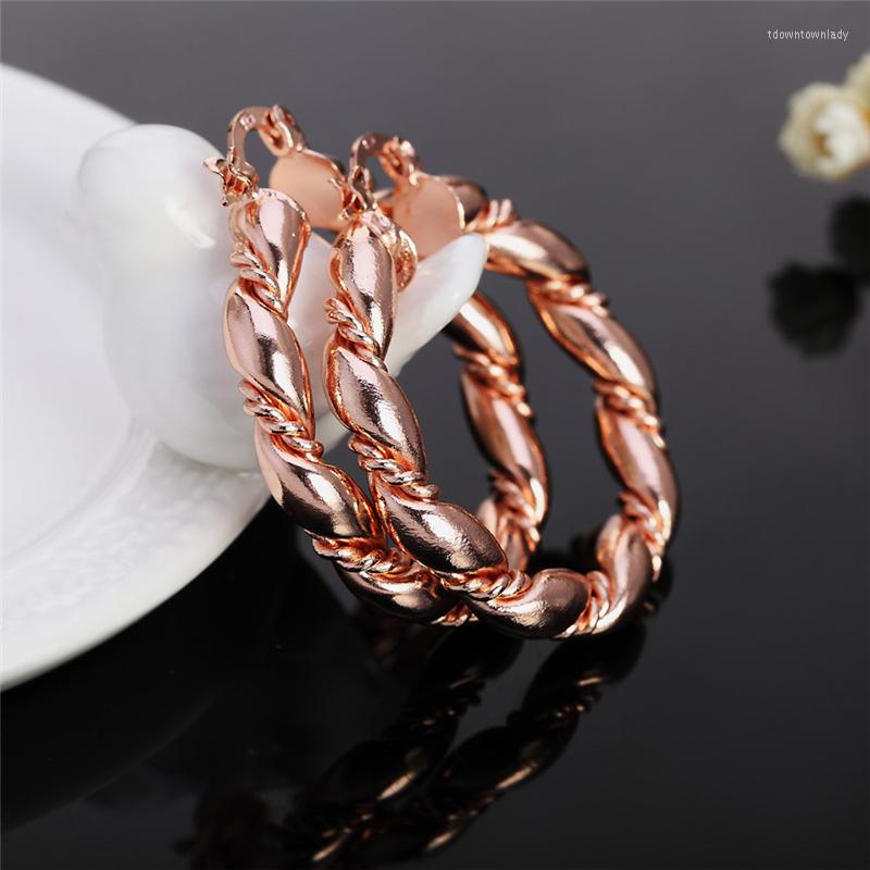 Hoop Earrings Tri-color Selection Rose Gold Wholesale High Quality Jewelry 925 Silver Plated Spiral Round 37X37MM
Hoop Earrings Tri-color Selection Rose Gold Wholesale High Quality Jewelry 925 Silver Plated Spiral Round 37X37MM