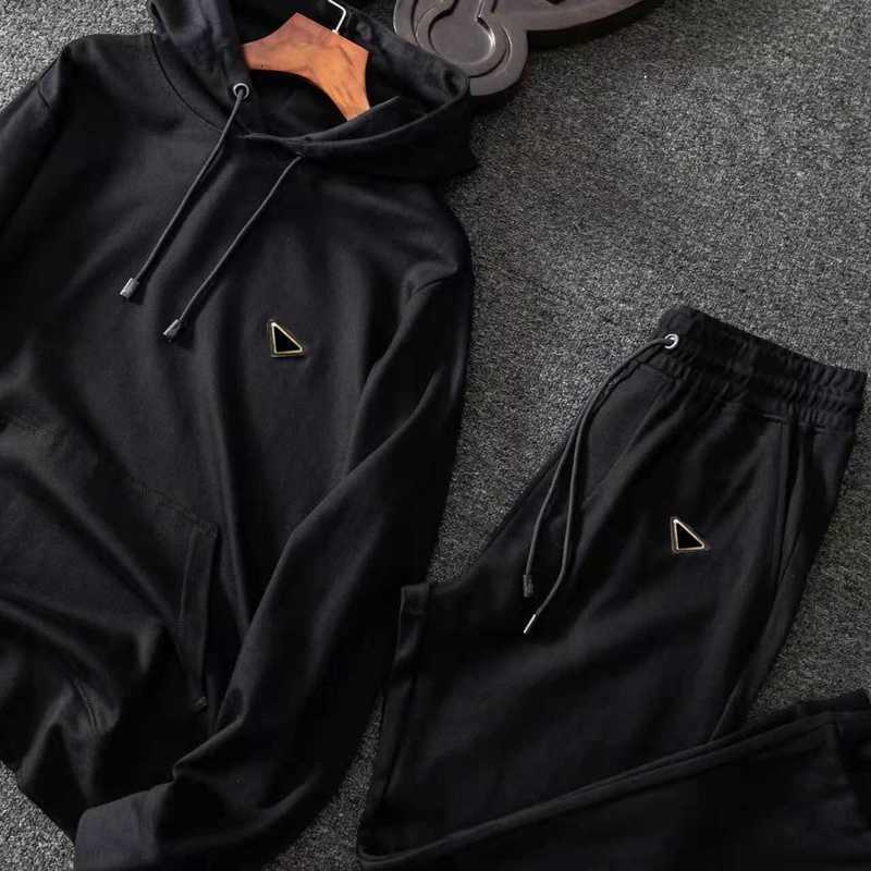 Men's Tracksuits Hoodie Sets Sweatshirts And Pants Designer Jumpers Suits Spring Autumn Tracksuit With Letters Budge Black Blue FTGK, 2# packing bag
Men's Tracksuits Hoodie Sets Sweatshirts And Pants Designer Jumpers Suits Spring Autumn Tracksuit With Letters Budge Black Blue FTGK, 2# packing bag