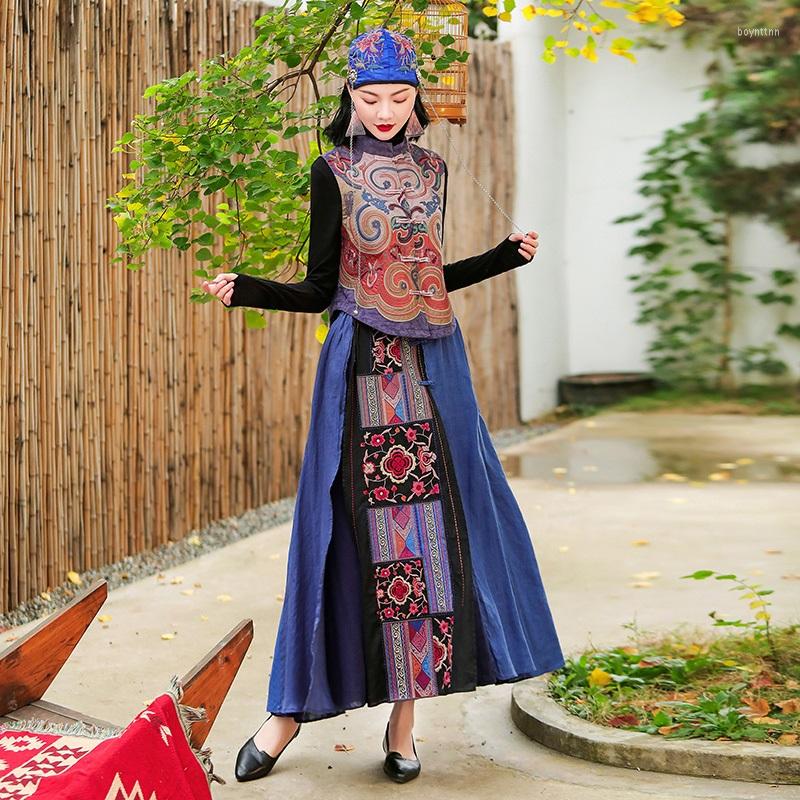 Women's Vests 2022 Women Vintage Button Flower Embroidery Vest Jacket Ladies Retro National Style Patchwork Casual Cotton Waistcoat KK3646
Women's Vests 2022 Women Vintage Button Flower Embroidery Vest Jacket Ladies Retro National Style Patchwork Casual Cotton Waistcoat KK3646