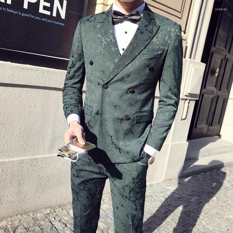 Men's Suits Floral Pattern Jacquard Suit Men 2022 Slim Fit 3 Piece Mens Double Breasted Black Blue Green Prom Party Wedding Q534
Men's Suits Floral Pattern Jacquard Suit Men 2022 Slim Fit 3 Piece Mens Double Breasted Black Blue Green Prom Party Wedding Q534