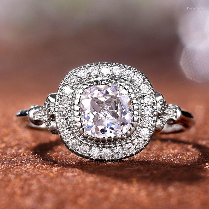 Wedding Rings Trendy Silver Plated Round Crystal For Women Shine White CZ Stone Inlay Fashion Jewelry Bride Party Gift Ring
Wedding Rings Trendy Silver Plated Round Crystal For Women Shine White CZ Stone Inlay Fashion Jewelry Bride Party Gift Ring