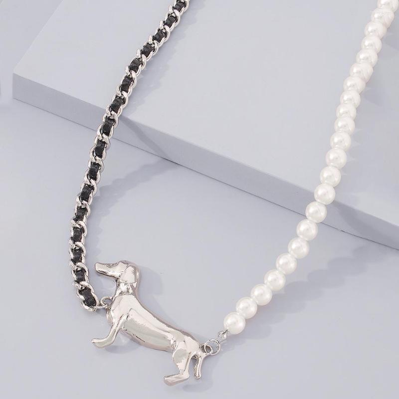 Choker Trend Pearl Necklace For Women Chain Stitching Clavicle Dachshund Metal Pendant Jewelry Design Charm Gilrs Collar
Choker Trend Pearl Necklace For Women Chain Stitching Clavicle Dachshund Metal Pendant Jewelry Design Charm Gilrs Collar
