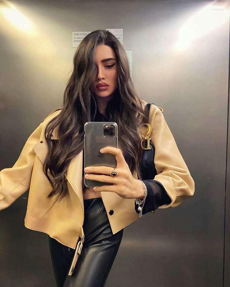 Women' Leather Spring/Autumn Jacket Women Streetwear Loose Yellow Coat Ladies Turn Down Collar Short Biker Moto Jackets Outwear
Women' Leather Spring/Autumn Jacket Women Streetwear Loose Yellow Coat Ladies Turn Down Collar Short Biker Moto Jackets Outwear