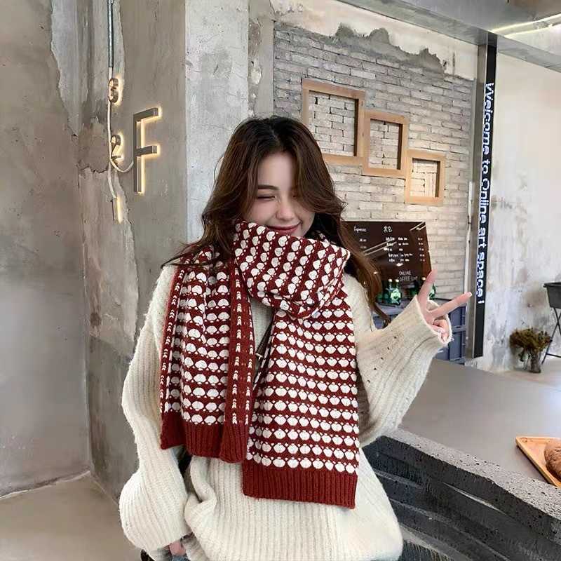 Winter warm scarves for women Korean version Versatile love color blocking students hand knitted wool scarves outdoor cold wave prevention
Winter warm scarves for women Korean version Versatile love color blocking students hand knitted wool scarves outdoor cold wave prevention