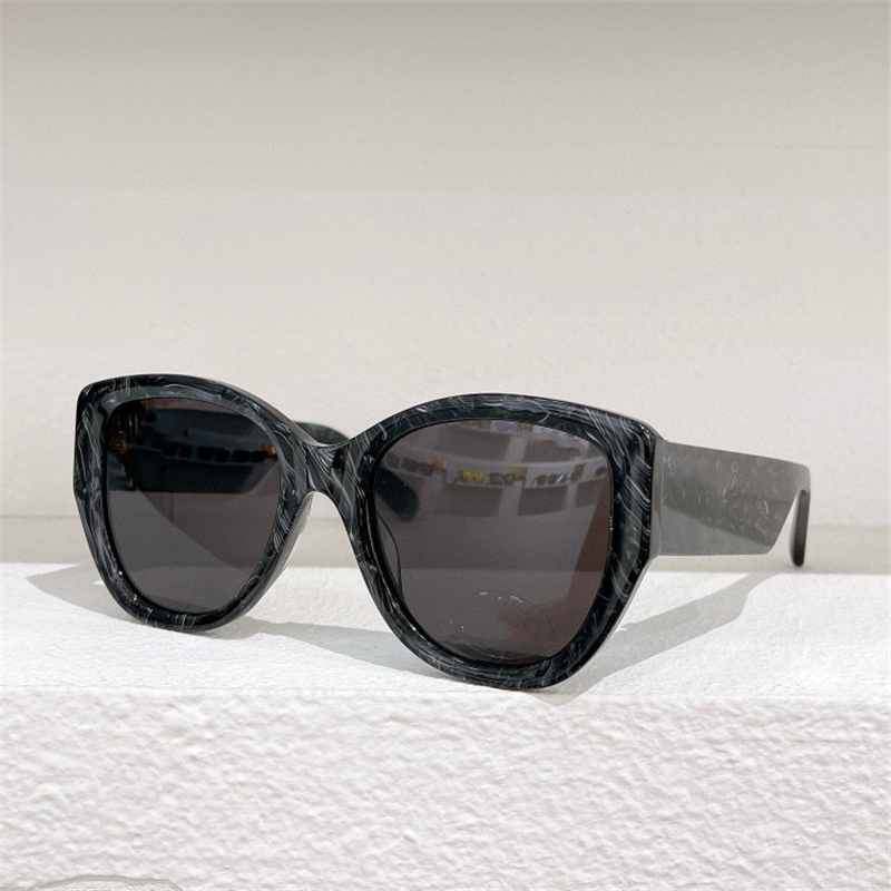 Sunglasses For Women Men Summer 1738 Style Anti-Ultraviolet Retro Plate Full Frame Glasses With Box
Sunglasses For Women Men Summer 1738 Style Anti-Ultraviolet Retro Plate Full Frame Glasses With Box