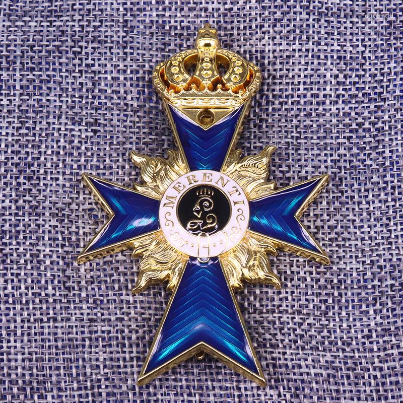 Brooches WWI German Bavarian Merit Cross 1866 Merenti Swords Meal Metal Pin