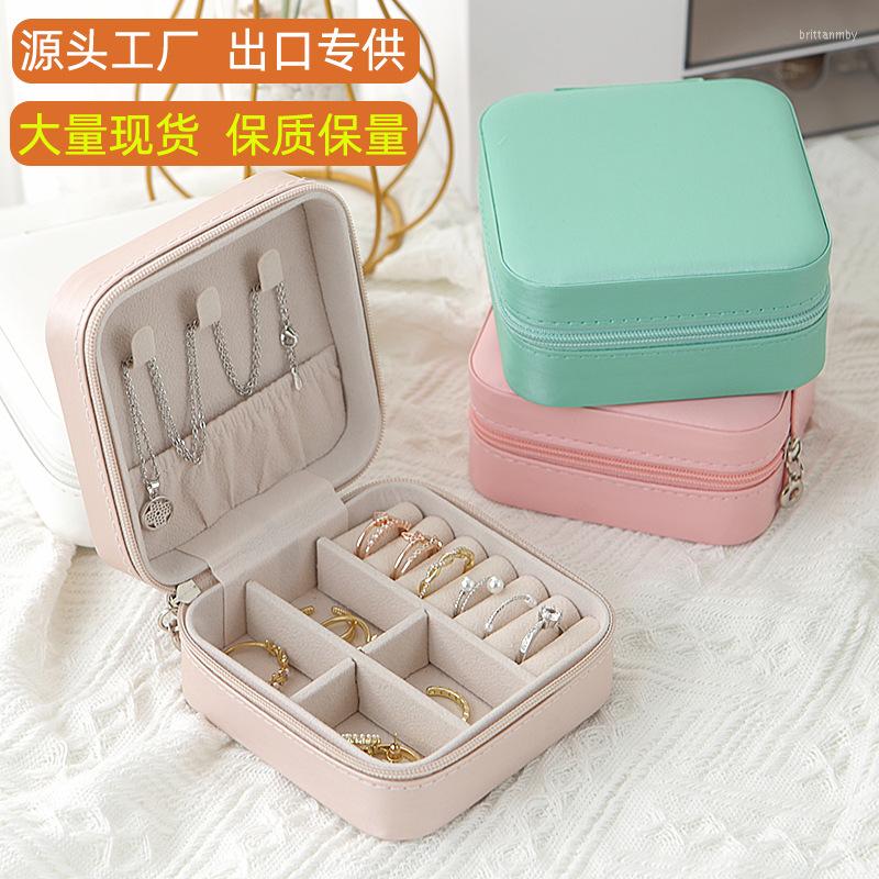Jewelry Pouches Design Travel Size Organizer Box PU Leather 2-Layer Earrings Necklace With Mirror Storage Cases
Jewelry Pouches Design Travel Size Organizer Box PU Leather 2-Layer Earrings Necklace With Mirror Storage Cases