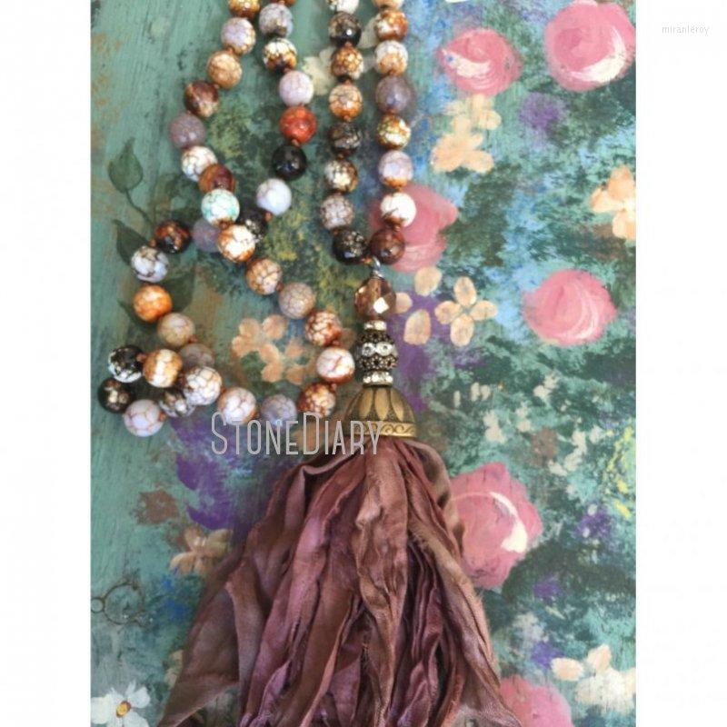 Pendant Necklaces NM15486 Faceted Stone Browns Cream Mauve Sari Silk Tassel Necklace Hand Knotted Long Beaded Fall Boho Style Jewelry
Pendant Necklaces NM15486 Faceted Stone Browns Cream Mauve Sari Silk Tassel Necklace Hand Knotted Long Beaded Fall Boho Style Jewelry