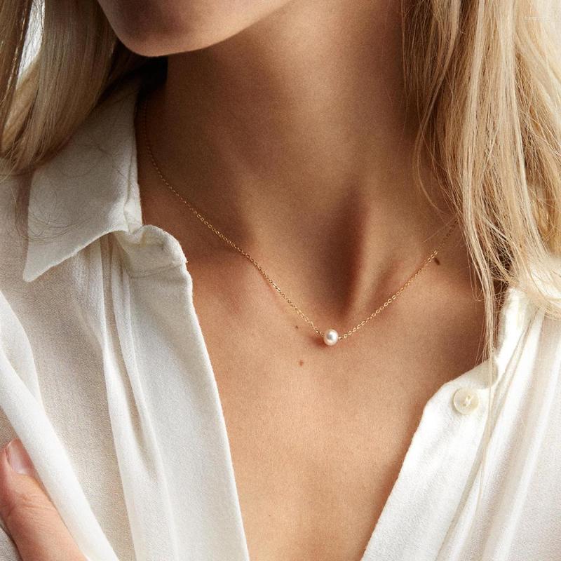 Chains VISUNION Classic Stainless Steel Simple Imitation 6MM Pearl Pendant Choker For Women Chain Necklaces
Chains VISUNION Classic Stainless Steel Simple Imitation 6MM Pearl Pendant Choker For Women Chain Necklaces