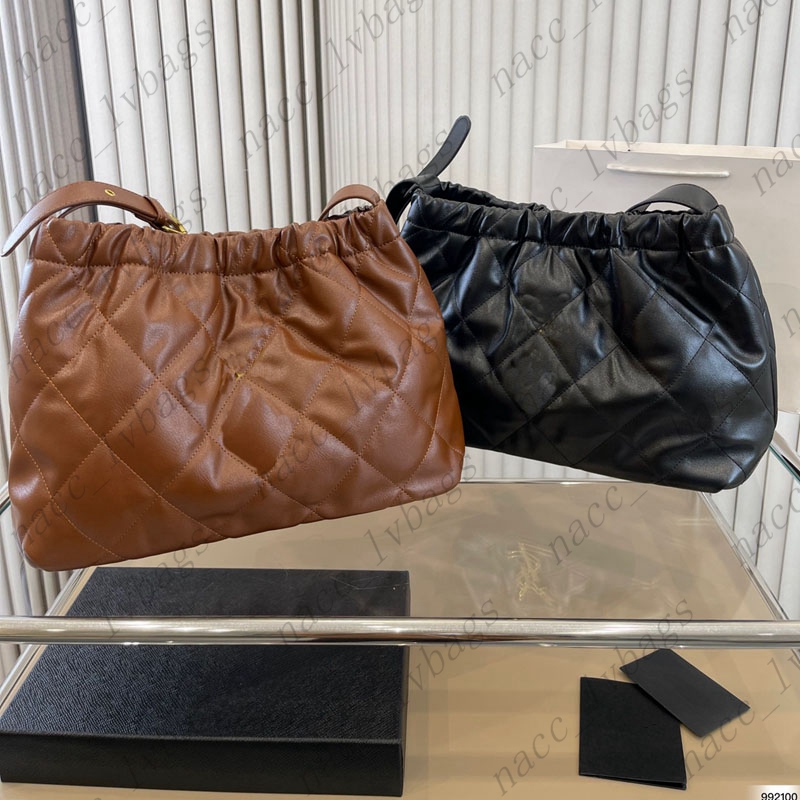 Designer Bag Women Luxury Tote Bags Lady Handbag Casual Letter Leather Crossbody Wallet Simple Black Brown Fashion Evening Shoulder bags, 2#size:35x26cm
Designer Bag Women Luxury Tote Bags Lady Handbag Casual Letter Leather Crossbody Wallet Simple Black Brown Fashion Evening Shoulder bags, 2#size:35x26cm
