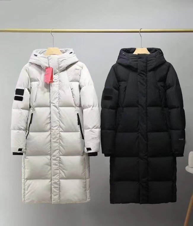 22ss Famous Designer luxury Men' Long Down Jacket Co-branding Canada North Winter Hooded Coat Jackets Outdoor Men Clothing Windproof -2XL 201, Customize
22ss Famous Designer luxury Men' Long Down Jacket Co-branding Canada North Winter Hooded Coat Jackets Outdoor Men Clothing Windproof -2XL 201, Customize