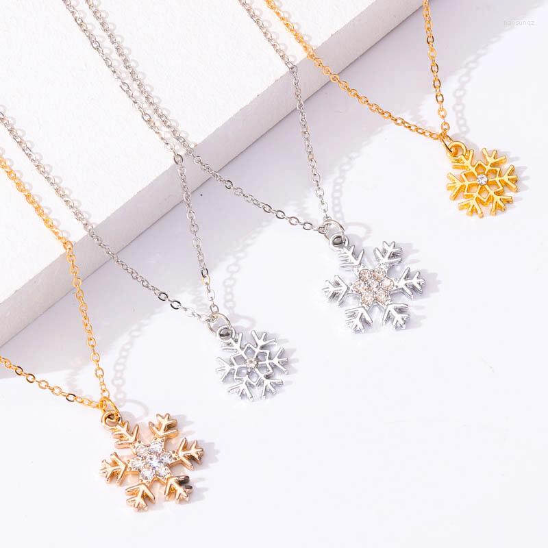 Chains Gold Silver Color Women Girls Snowflake Shining Zircon Necklace Rhinestone Snow Charm Necklaces Year Gift Jewelry Wholesale
Chains Gold Silver Color Women Girls Snowflake Shining Zircon Necklace Rhinestone Snow Charm Necklaces Year Gift Jewelry Wholesale