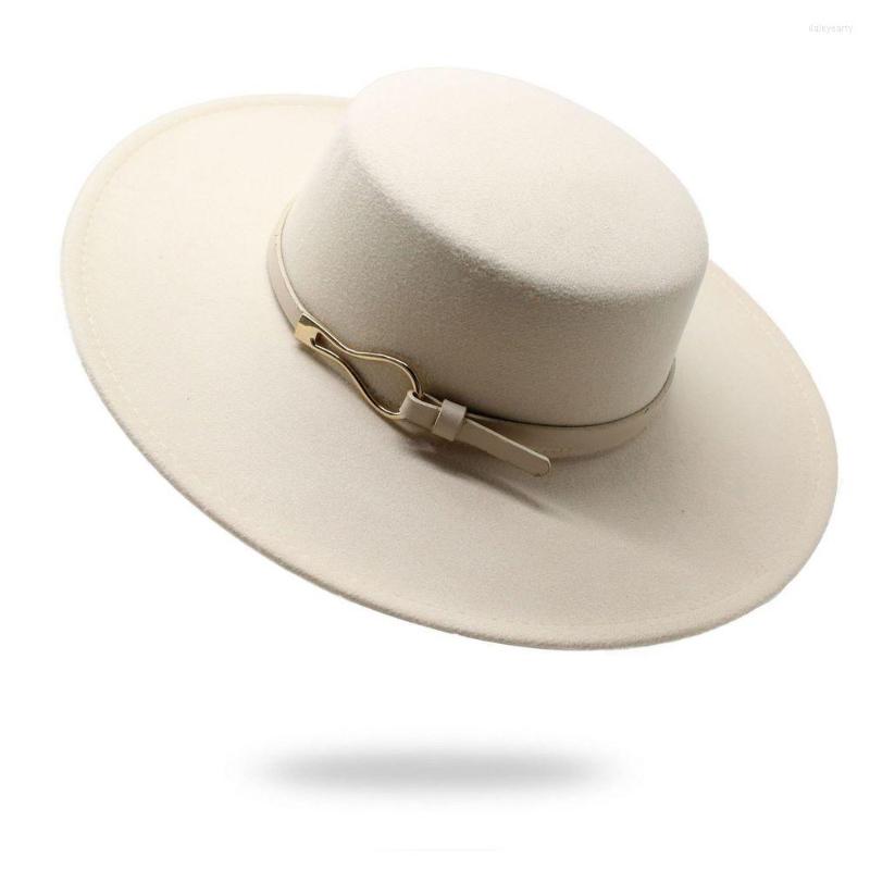 Berets Fedoras Ladies Luxury Caps Wedding Ceremony Hats For Women 56-60cm Flat Brim 10cm Cotton Polyester Grace Female LM0093, White
Berets Fedoras Ladies Luxury Caps Wedding Ceremony Hats For Women 56-60cm Flat Brim 10cm Cotton Polyester Grace Female LM0093, White