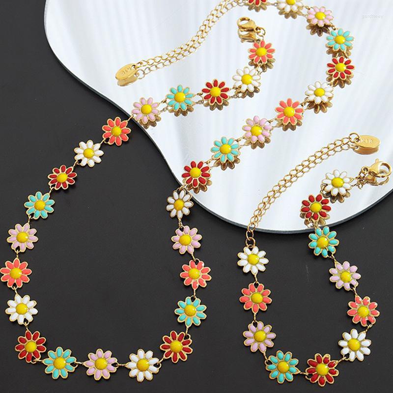 Choker Trend Daisy Girl Necklace For Women Enamel Colorful Jewelry Aesthetic Flowers Beads Crystal Short Chain Boho Party Gift
Choker Trend Daisy Girl Necklace For Women Enamel Colorful Jewelry Aesthetic Flowers Beads Crystal Short Chain Boho Party Gift