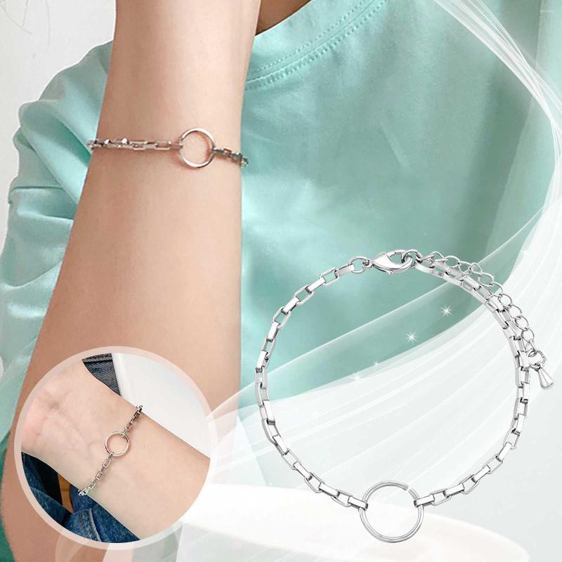 Bangle Fashion Necklace For Women Two Piece Earrings Bracelets Hip Hop Style Minimalist Versatile Geometric Circle Chain Female
Bangle Fashion Necklace For Women Two Piece Earrings Bracelets Hip Hop Style Minimalist Versatile Geometric Circle Chain Female