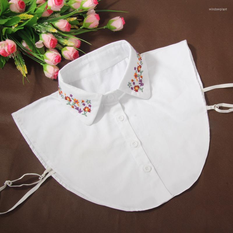 Choker Women 's Fashion Fall Collar Shirt Blouse Fake Wild Triangle Retro Black And White Art Embroidery Female False
Choker Women 's Fashion Fall Collar Shirt Blouse Fake Wild Triangle Retro Black And White Art Embroidery Female False