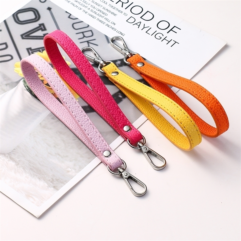 Bag Parts Accessories Wrist Strap 138cm Long PU Leather Shoulder Handles Adjiustment Purse Handle For Handbag Belts 221114
Bag Parts Accessories Wrist Strap 138cm Long PU Leather Shoulder Handles Adjiustment Purse Handle For Handbag Belts 221114