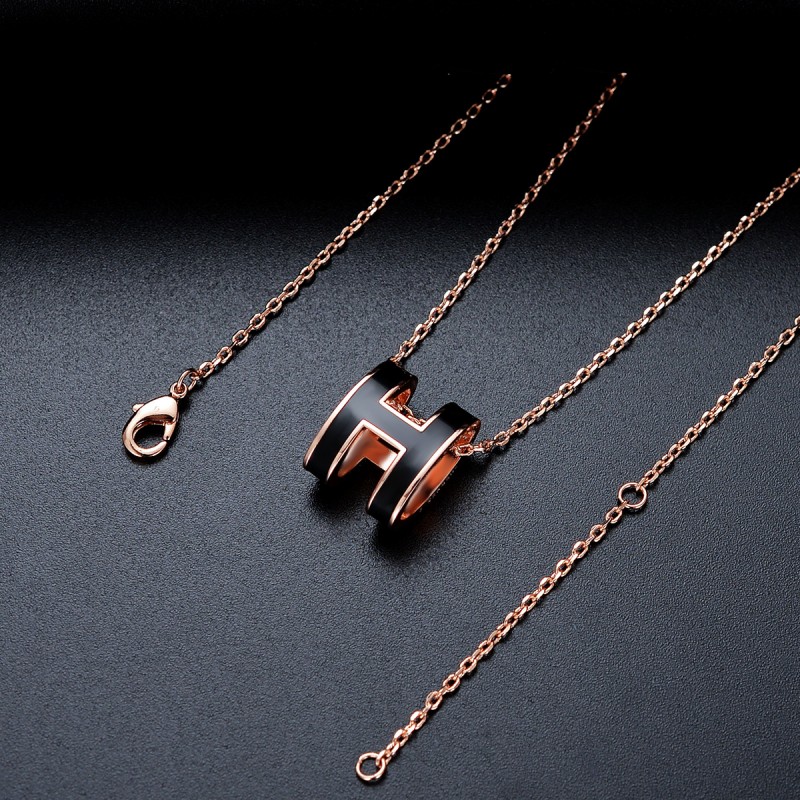 fashion casual gold stainless steel necklaces triangle brand pendants Hip hop pearl necklace personality desinger jewelry initial emerald pearl opal pendant gift
fashion casual gold stainless steel necklaces triangle brand pendants Hip hop pearl necklace personality desinger jewelry initial emerald pearl opal pendant gift