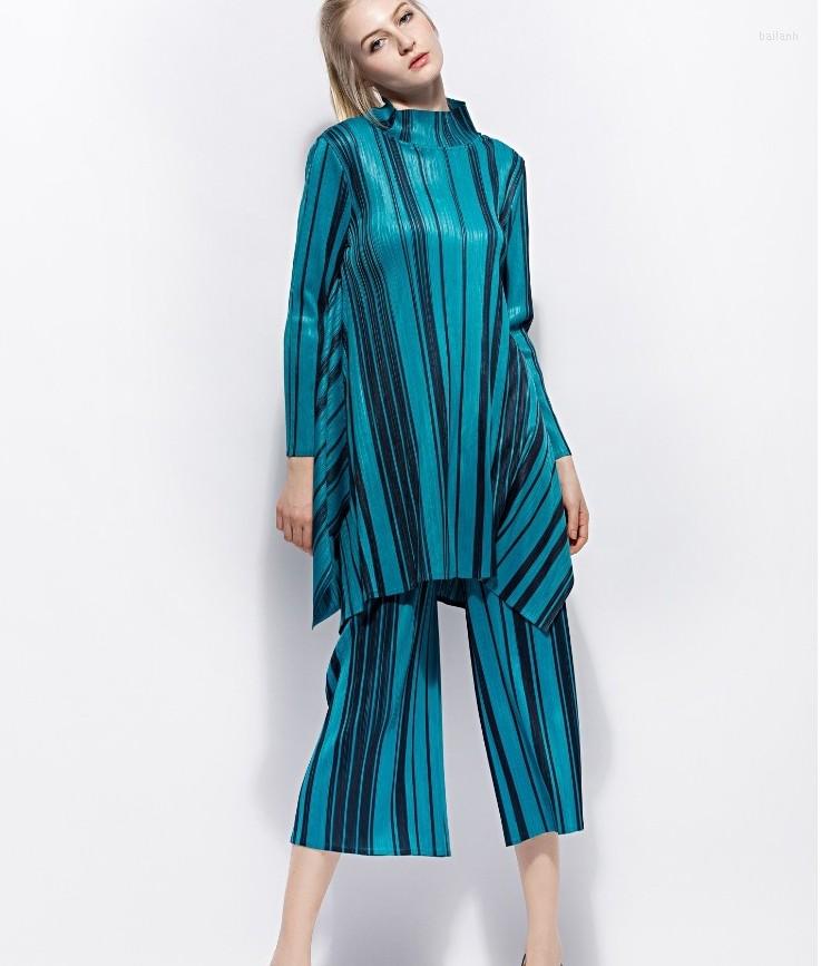 Women's Two Piece Pants SELLING Miyake Fold Striped Long Sleeve Turtleneck Loose And Irregular T-shirt Wide Leg Suit IN STOCK, Yellow
Women's Two Piece Pants SELLING Miyake Fold Striped Long Sleeve Turtleneck Loose And Irregular T-shirt Wide Leg Suit IN STOCK, Yellow