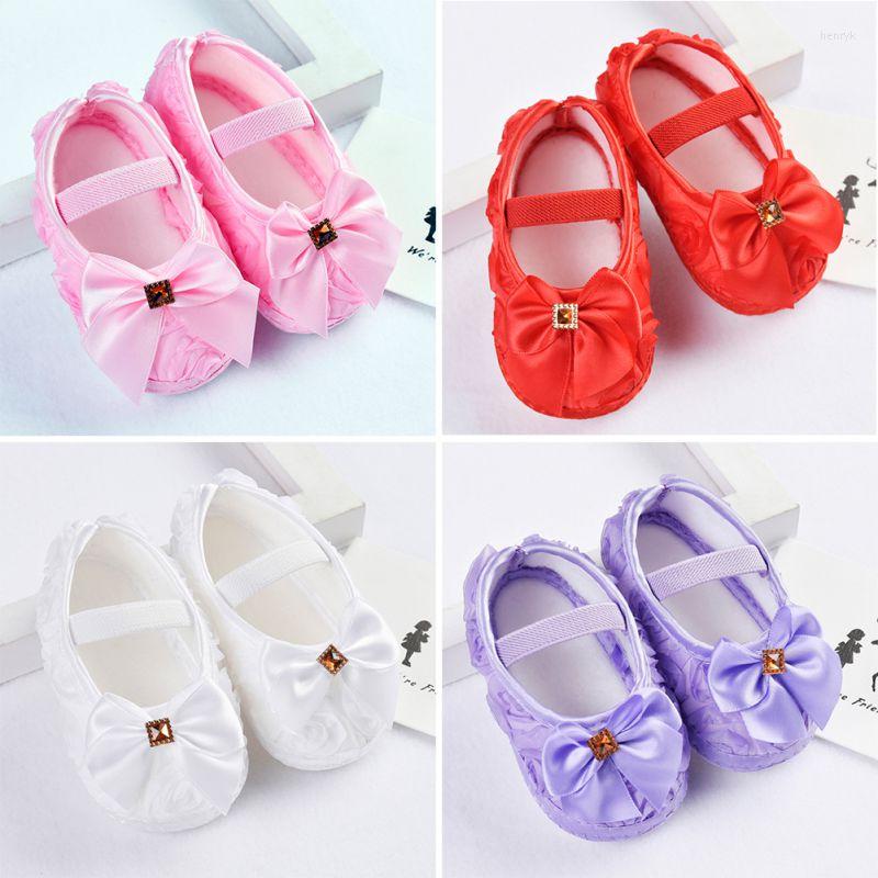 First Walkers Born Baby Girl Moccasins Shoes Bow Soft Soled Non-slip Walker Flower Prewalker Crib Princess
First Walkers Born Baby Girl Moccasins Shoes Bow Soft Soled Non-slip Walker Flower Prewalker Crib Princess