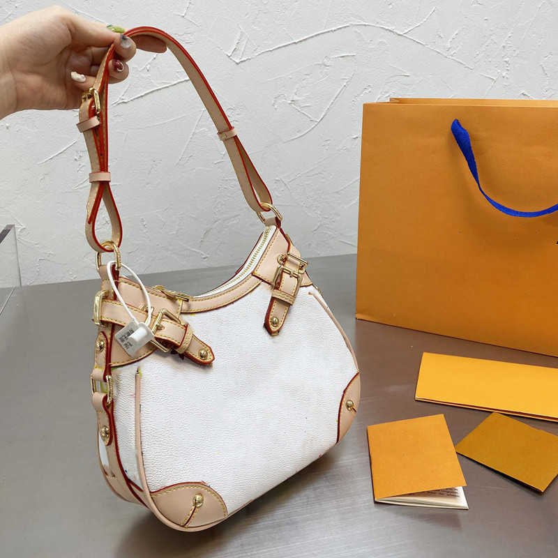 Bags Designer Lvity handbag liusLadies medieval Vintage Crossbody Old Flower Underarm Bags Single Shoulder Back Quality Canvas Leather Pouch YRTF2T0R, Black
Bags Designer Lvity handbag liusLadies medieval Vintage Crossbody Old Flower Underarm Bags Single Shoulder Back Quality Canvas Leather Pouch YRTF2T0R, Black