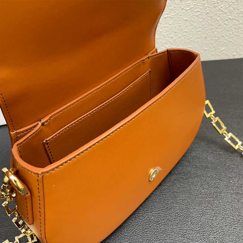 Evening Bags Chains Greca Crossbody Bag Flap Shoulder Women Handbag Purse Genuine Leather Folding Magnetic Hasp Hardware Fashion Letters, Box
Evening Bags Chains Greca Crossbody Bag Flap Shoulder Women Handbag Purse Genuine Leather Folding Magnetic Hasp Hardware Fashion Letters, Box