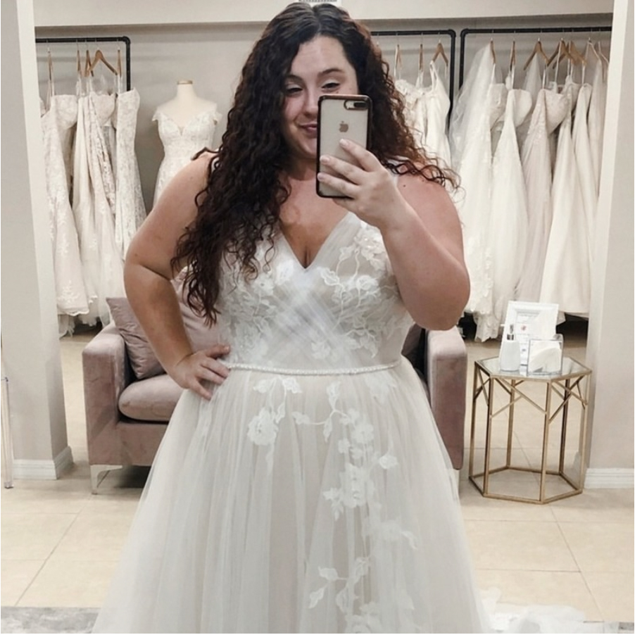 Plus Size Wedding Dress For Sleeveless A-e Beach robe soiree de mariag V-neck Bridal Gowns Lace Applique Large