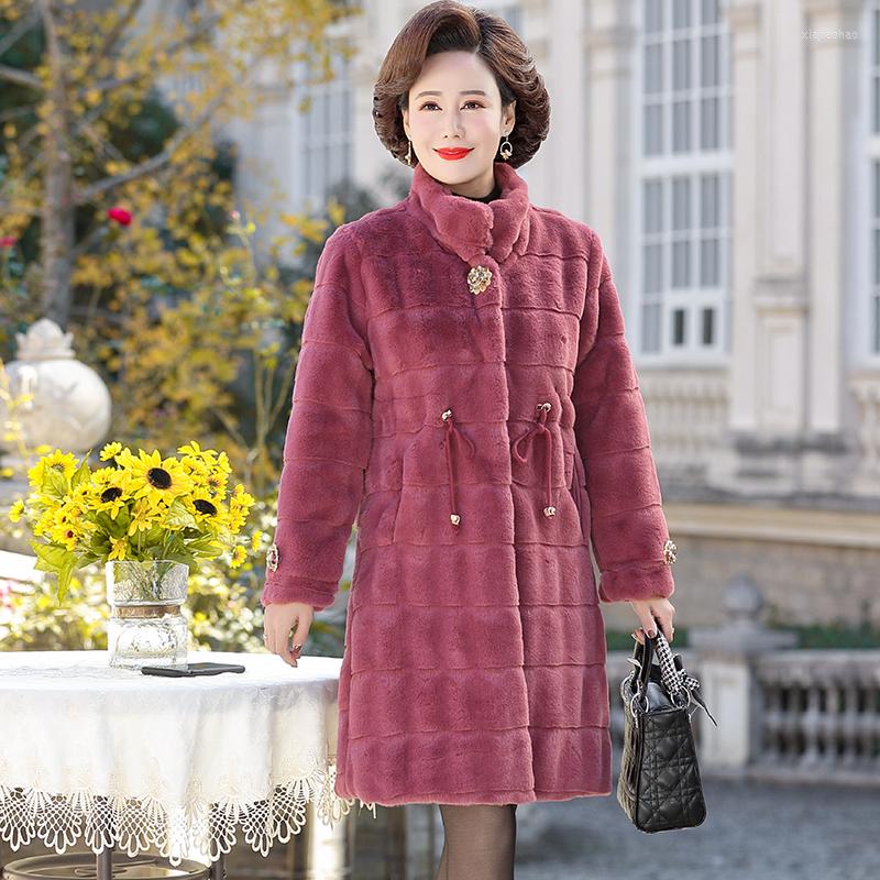 Women's Fur Middle-aged Mother Fall Winter Clothes Jacket Mink Down Long Coat Noble Woolen Overcoat Female Wool Coats
Women's Fur Middle-aged Mother Fall Winter Clothes Jacket Mink Down Long Coat Noble Woolen Overcoat Female Wool Coats