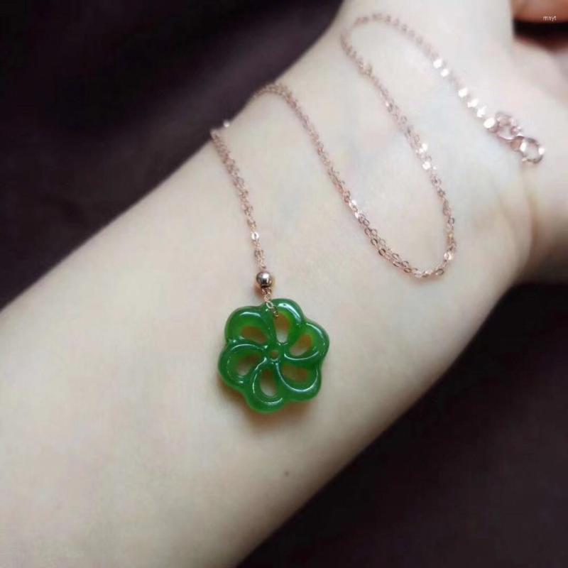 Pendant Necklaces Jewelry 14k Gold Inlaid Natural Hetian Jasper Spinach Green Openwork Flower Necklace Sexy Clavicle Chain
Pendant Necklaces Jewelry 14k Gold Inlaid Natural Hetian Jasper Spinach Green Openwork Flower Necklace Sexy Clavicle Chain