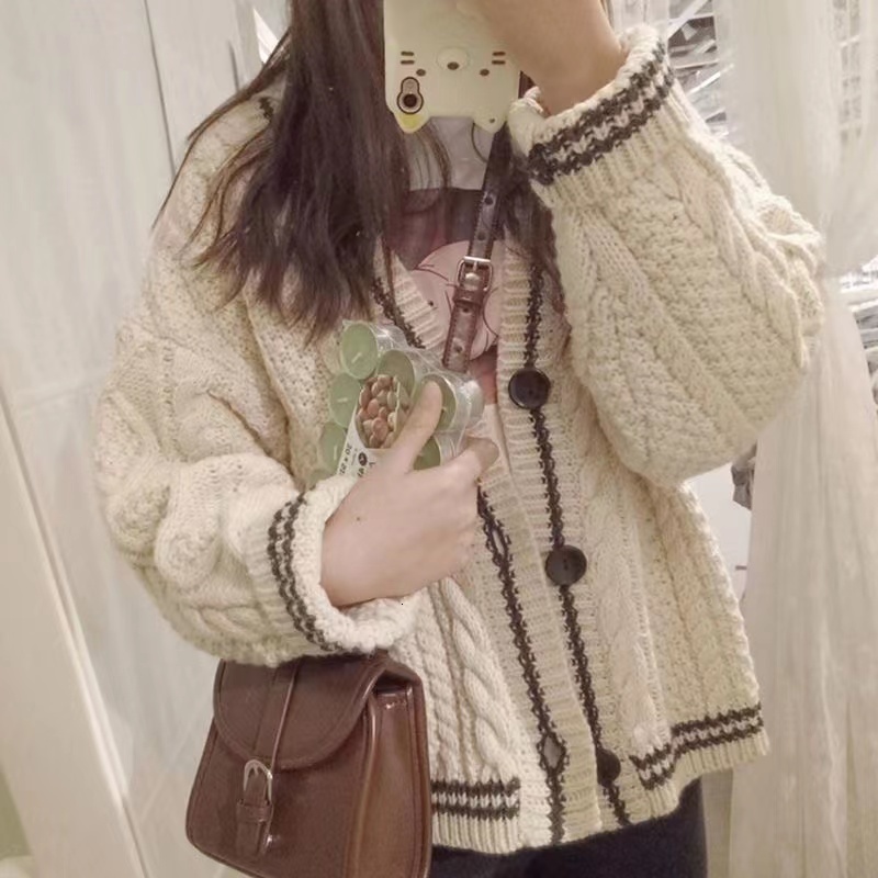 Women's Knits Tees Beige Star Cute College Single Breasted Sweater Women Autumn Korean Woman Sweaters Contrast Color Vneck Knitted Cardigan 221111, Beige no star
Women's Knits Tees Beige Star Cute College Single Breasted Sweater Women Autumn Korean Woman Sweaters Contrast Color Vneck Knitted Cardigan 221111, Beige no star