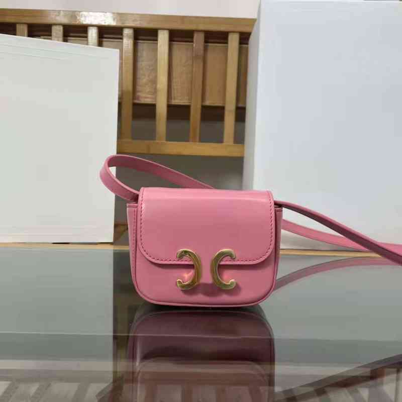 2022 New Triumph Arch Fashion Cute Bag One shoulder cross body tofu bag mini change mouth red headset, Black
2022 New Triumph Arch Fashion Cute Bag One shoulder cross body tofu bag mini change mouth red headset, Black