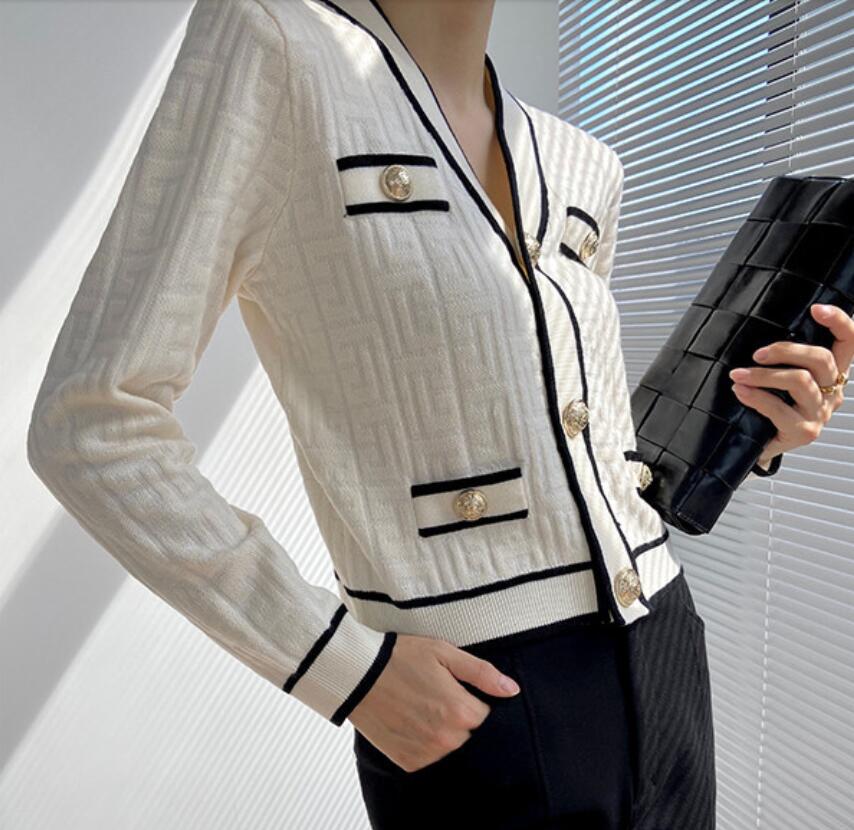 Women's Sweaters Designer Jacquard Contrast Color Knit Cardigan Long Sleeve Metal Buttons Short Knitwear Vintage Fashion Tops, White
Women's Sweaters Designer Jacquard Contrast Color Knit Cardigan Long Sleeve Metal Buttons Short Knitwear Vintage Fashion Tops, White